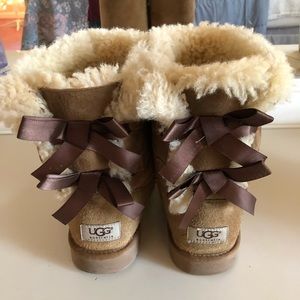 Bailey Bow Uggs